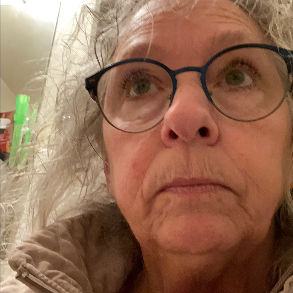 Meet your Posher, Cindy